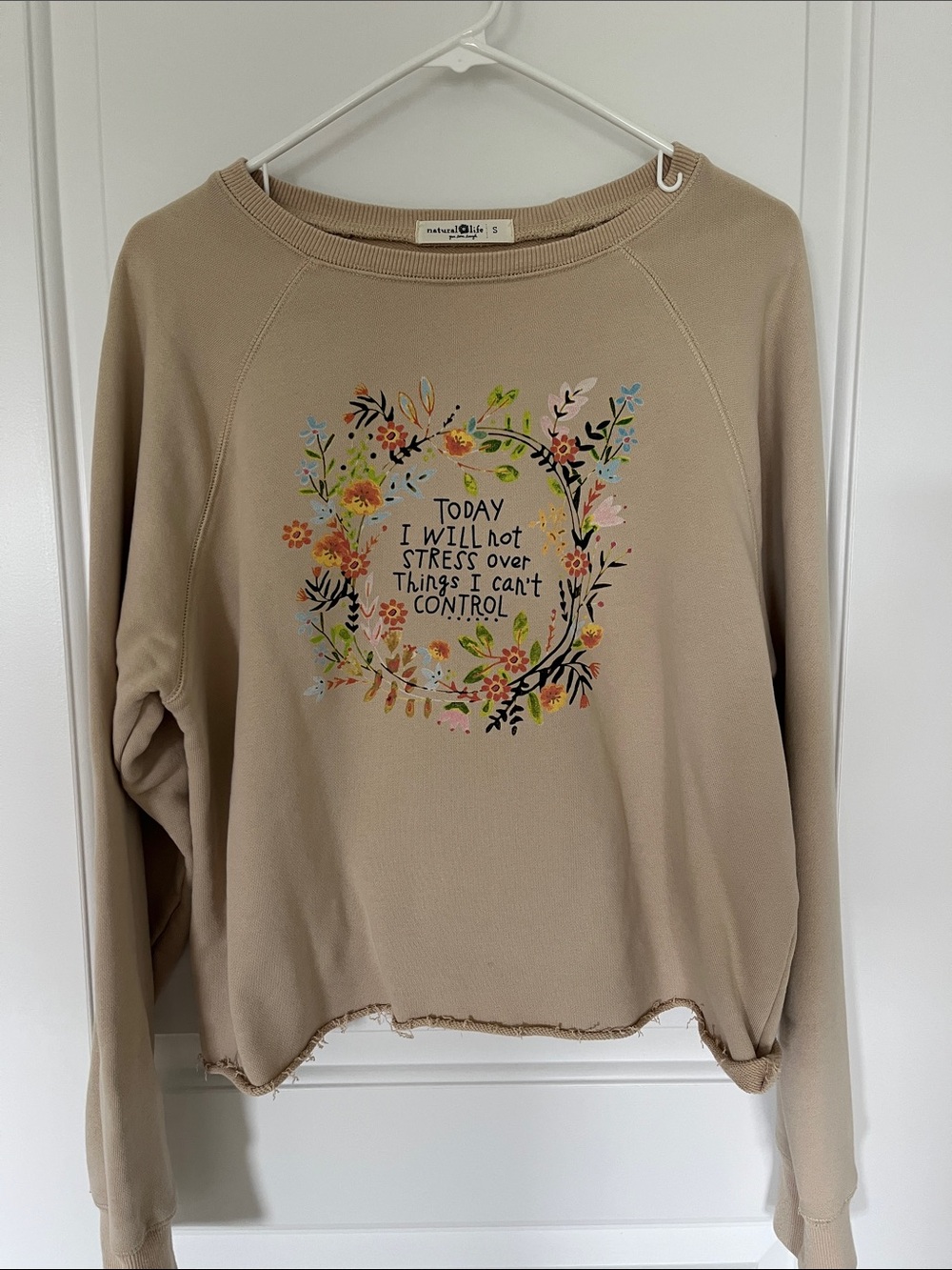 NATURAL LIFE Tan Floral Wreath Graphic Sweatshirt
